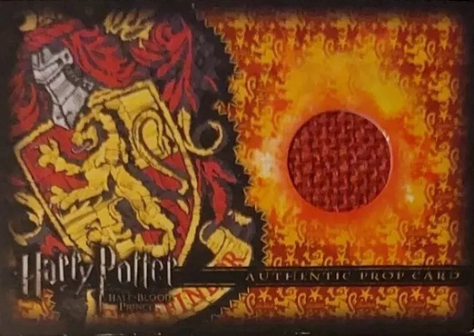 SDCC09 P1 - Gryffindor Quidditch Stand Material