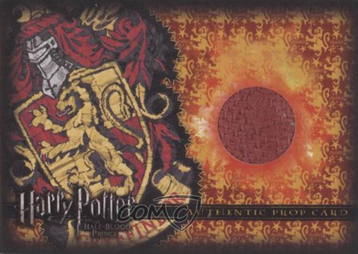 SDCC09 P1 - Gryffindor Quidditch Stand Material