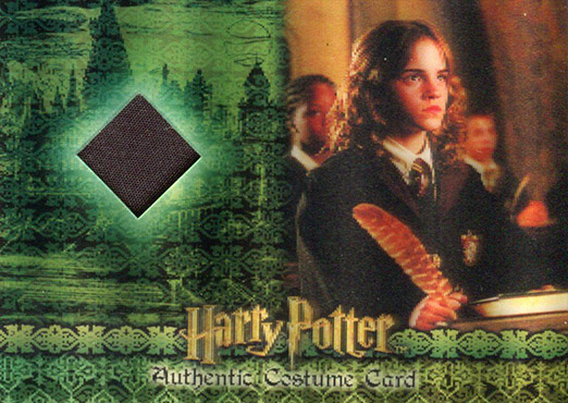 C10 - Gryffindor Students Cloaks - Front